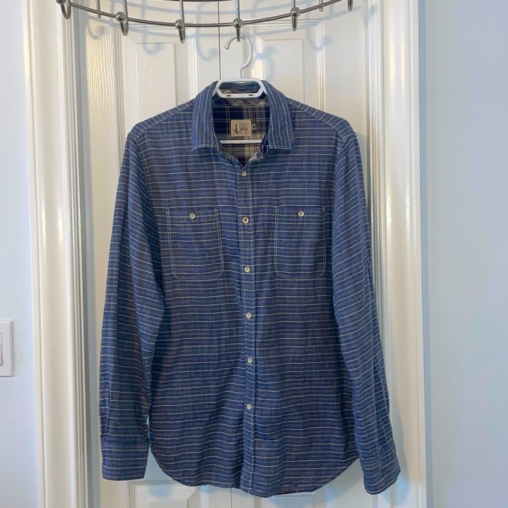 Howe Men’s Long Sleeve Button up Striped Shirt